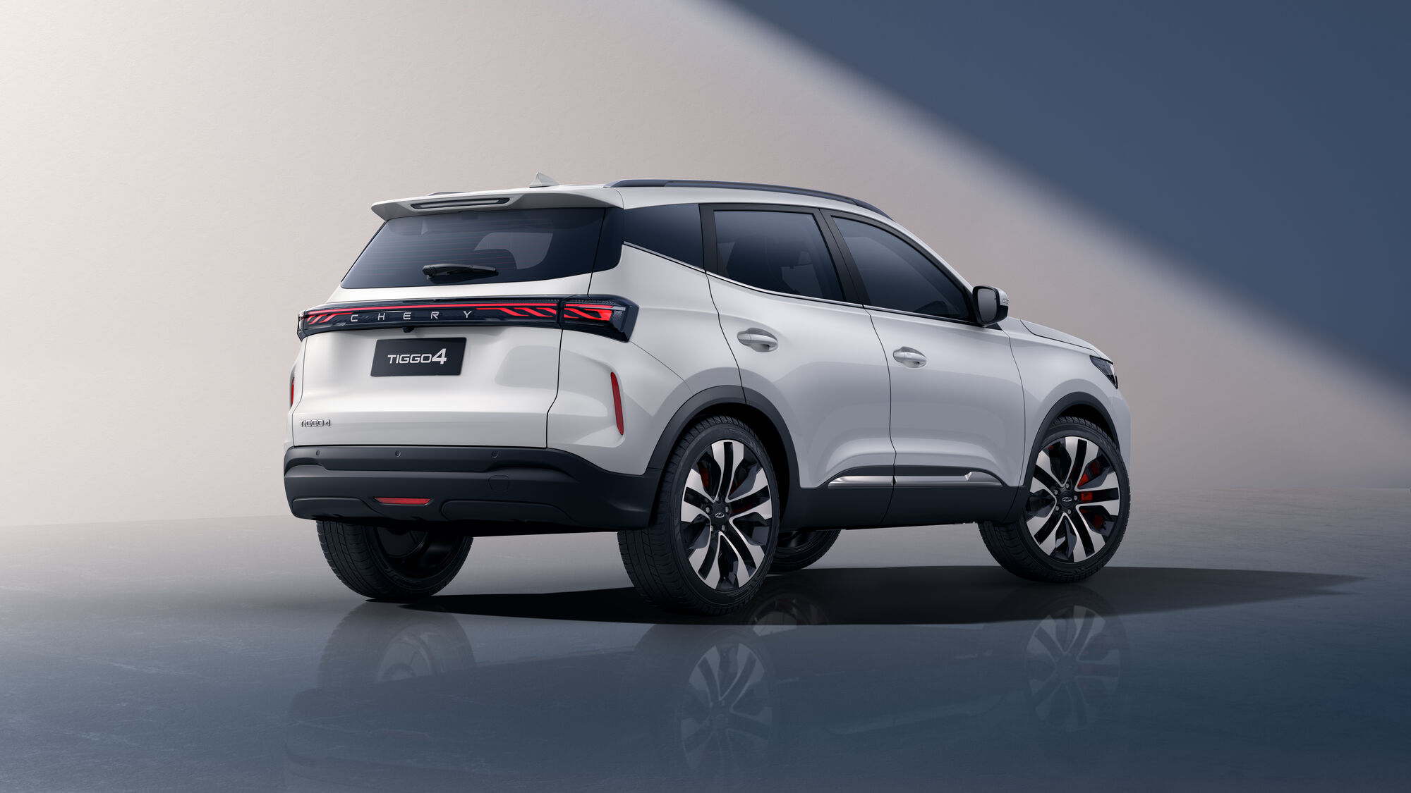 Які переваги може запропонувати Chery Tiggo 4